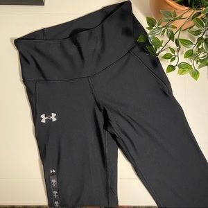 Under Armour Cropped Leggings!